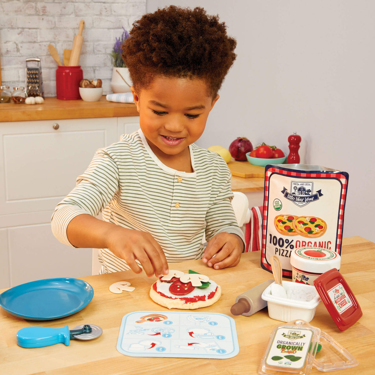 Playful Creative Chefs Pizza Kit