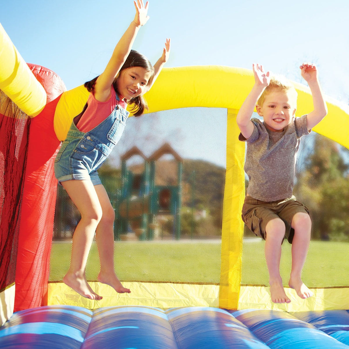 Playful Jump n Slide Bouncer