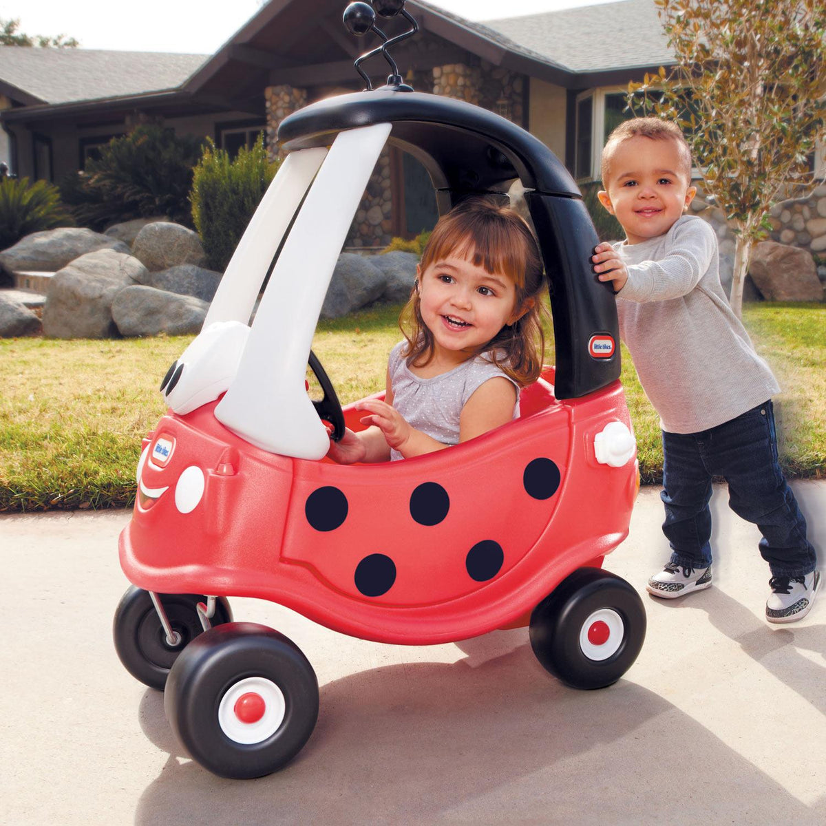 Playful Cozy Coupe- Ladybug
