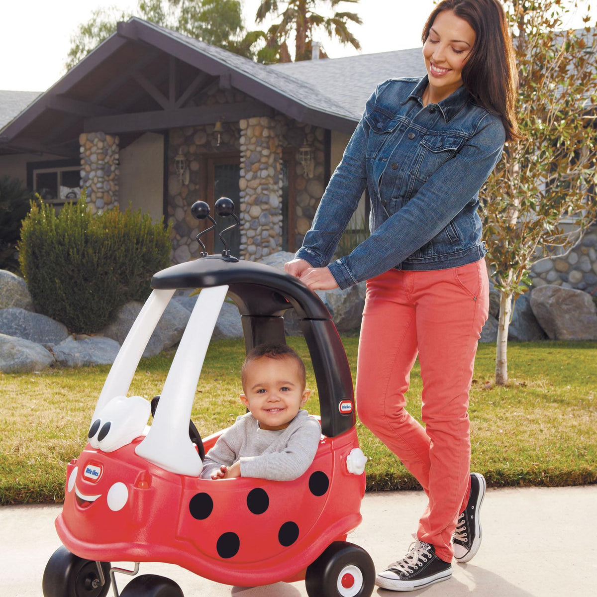 Playful Cozy Coupe- Ladybug
