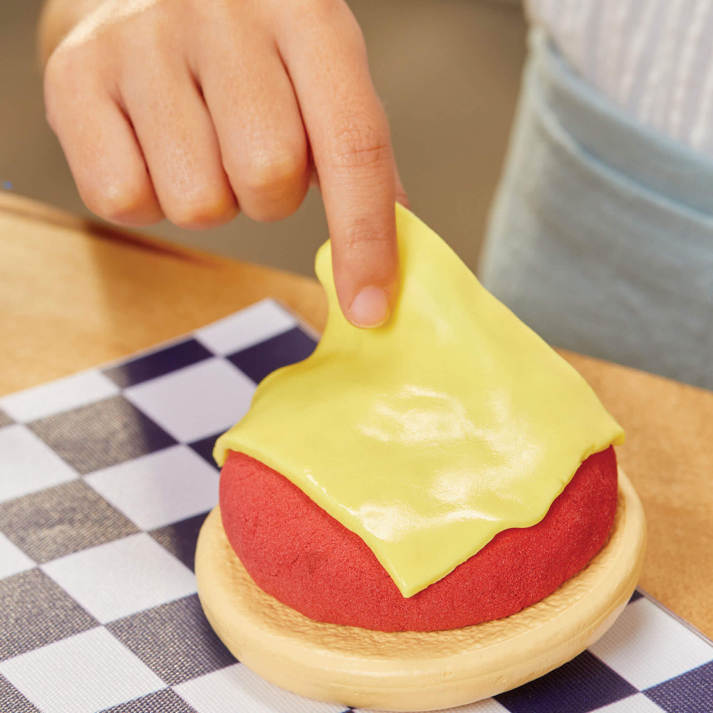 Playful Creative Chefs Cheeseburger and Fries Kit