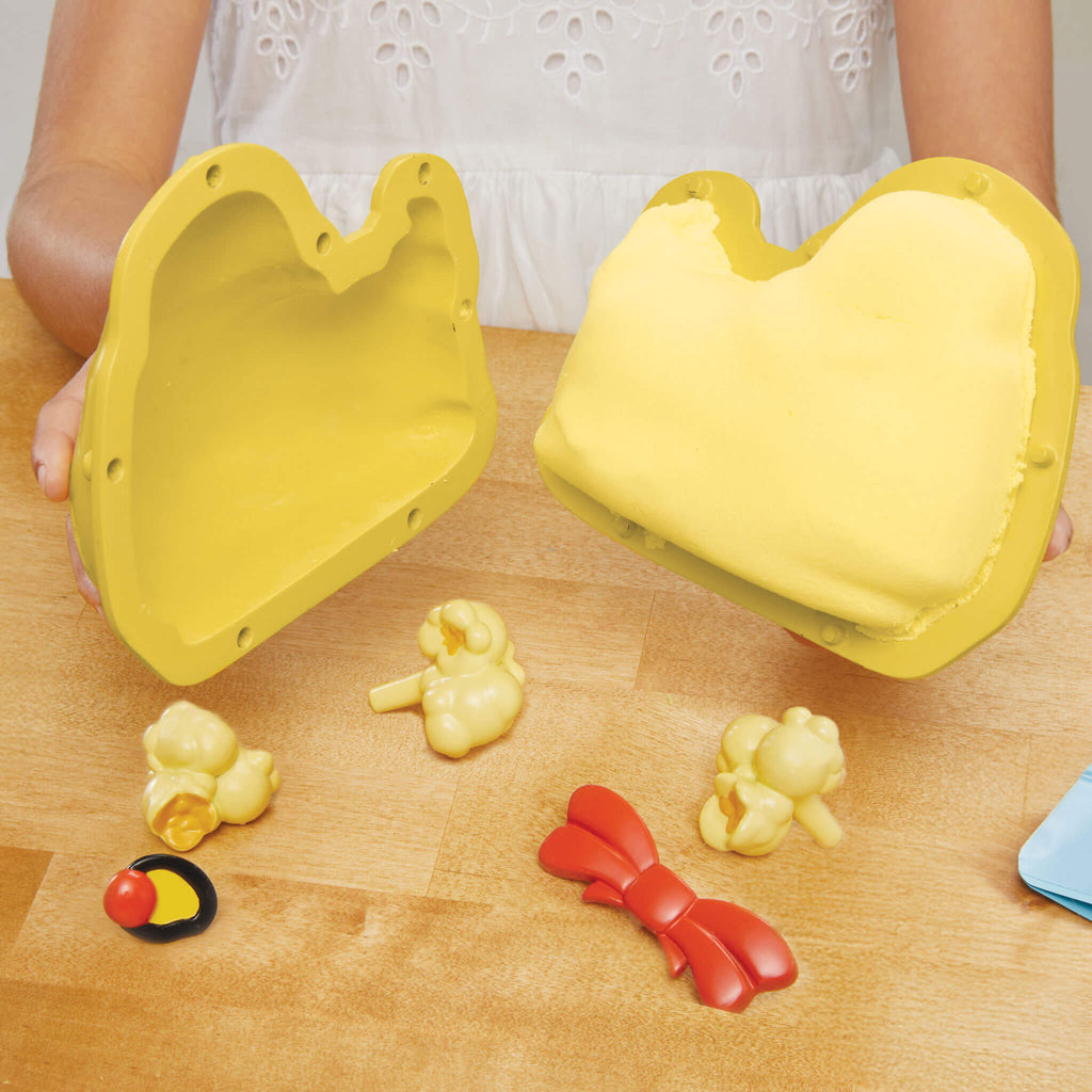 Playful Creative Chefs Bluey - Duck Cake Kit