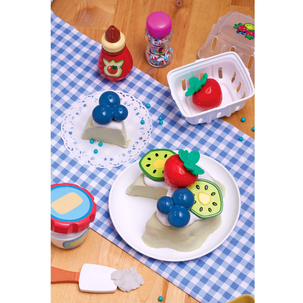 Playful Creative Chefs Bluey - Pavlova Kit