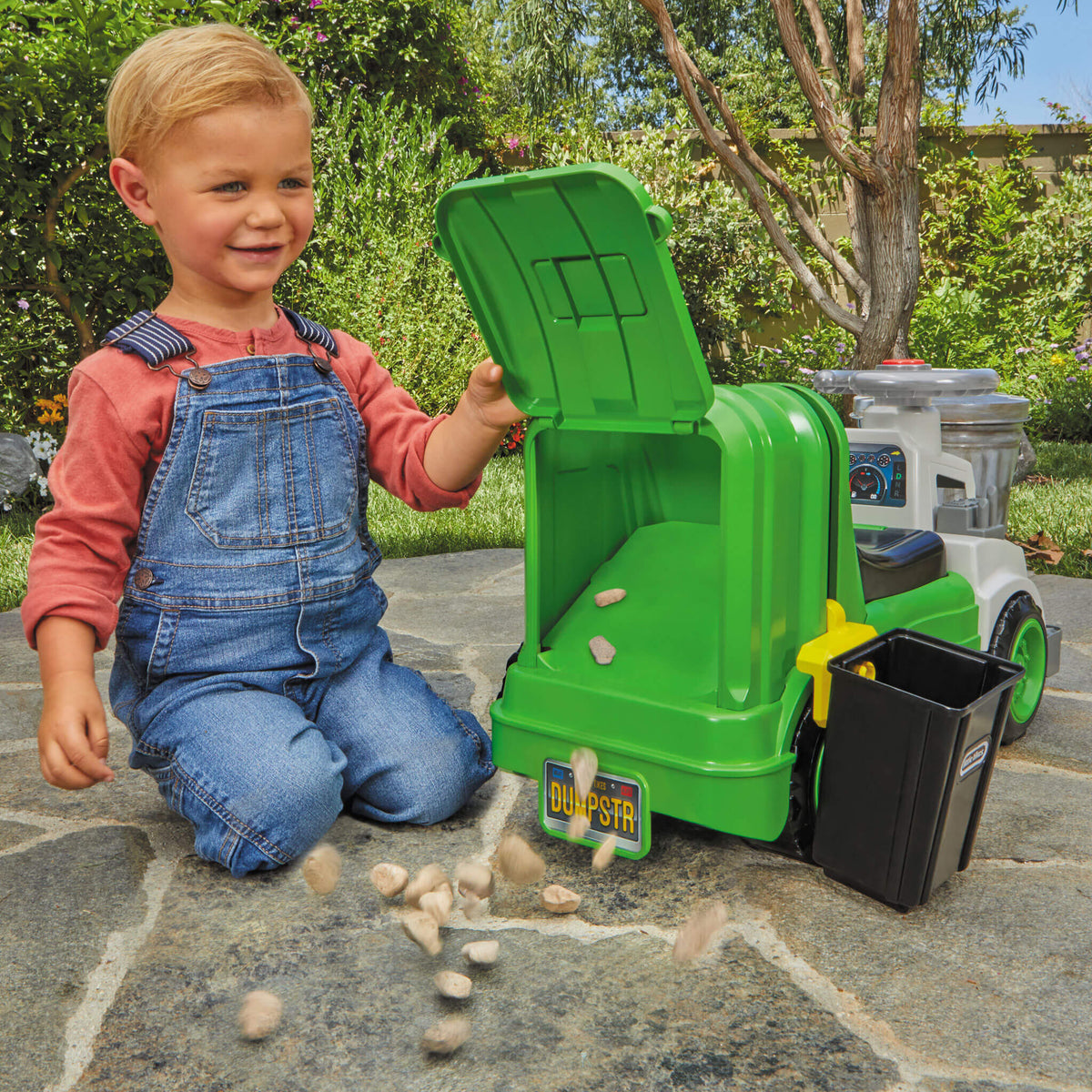 Playful Dirt Digger Garbage Scoot