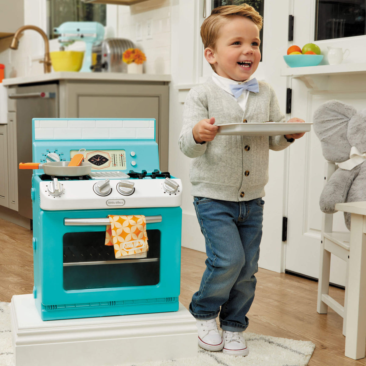 Playful First Retro Oven